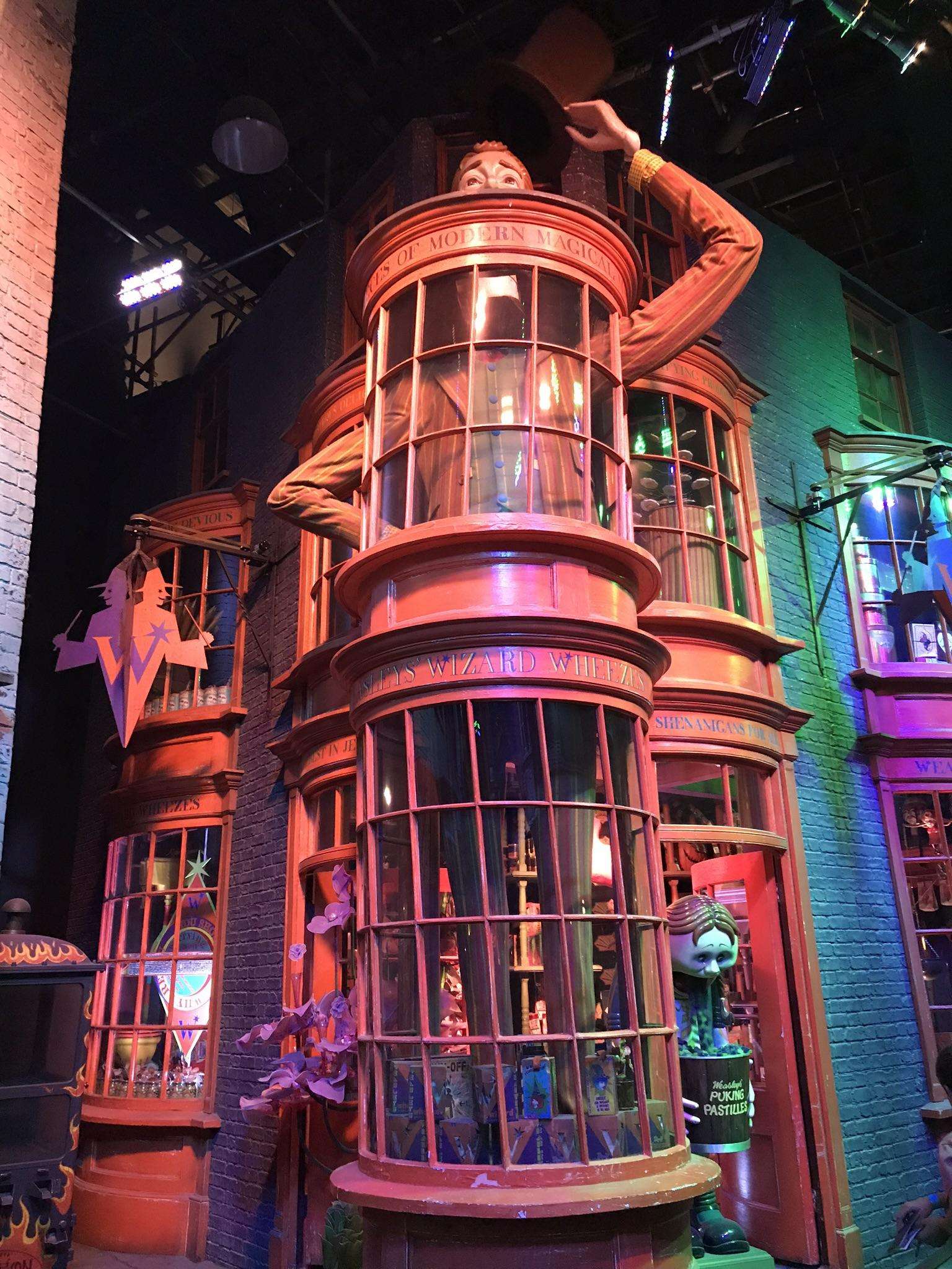 At the Harry Potter Warner Bros. Studio Tour in London : harrypotter