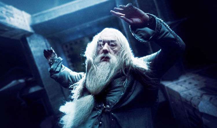 Harry Potter SHOCK: Was Dumbledores death predicted in THIS scene ...